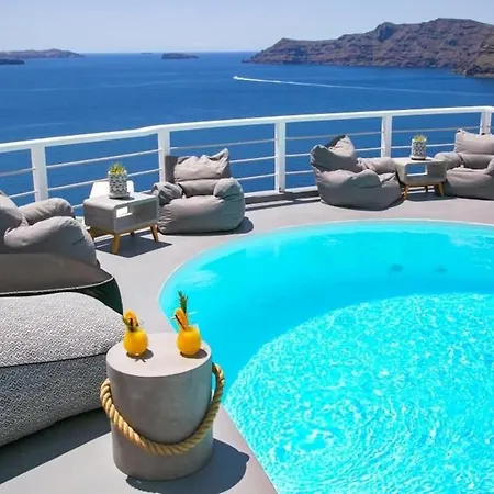 Luxury Santorini Cozy 1 Bedroom Indoor Plunge Pool Caldera View Oia Villa