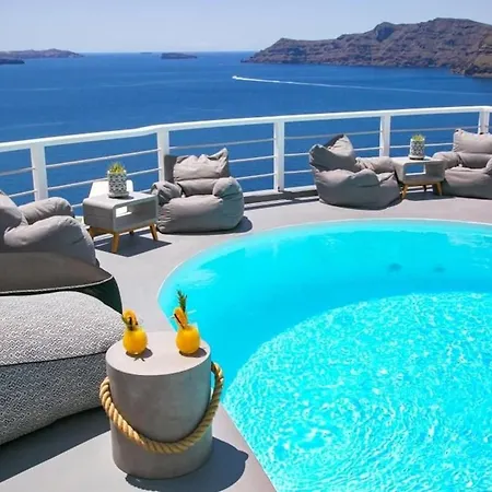 Luxury Santorini Cozy 1 Bedroom Indoor Plunge Pool & Caldera * Tholos (Santorini)