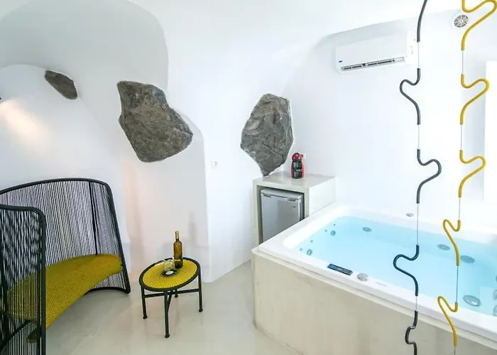 Villa Luxury Santorini Cozy 1 Bedroom Indoor Plunge Pool & Caldera *