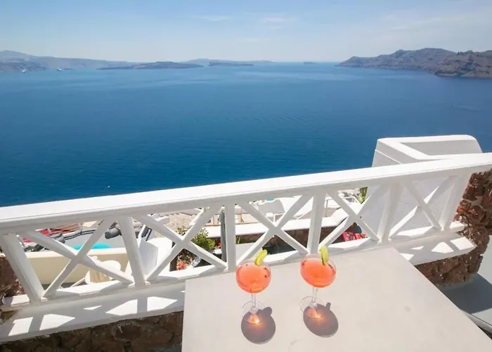 Luxury Santorini Cozy 1 Bedroom Indoor Plunge Pool & Caldera Tholos (Santorini)