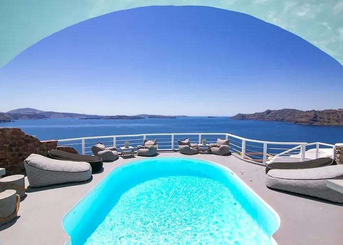 Luxury Santorini Cozy 1 Bedroom Indoor Plunge Pool & Caldera Villa *